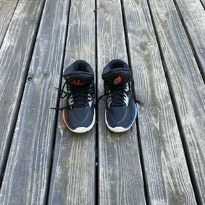 Kyrie infinity GS Fire and Ice